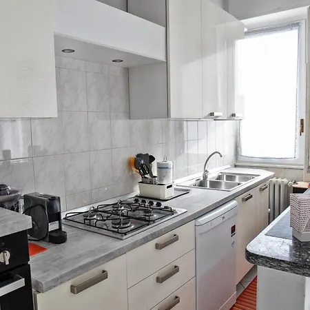 Nel Cuore Di - Box Privato Apartman Arona