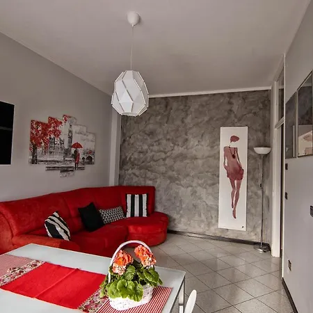 Nel Cuore Di - Box Privato Apartment